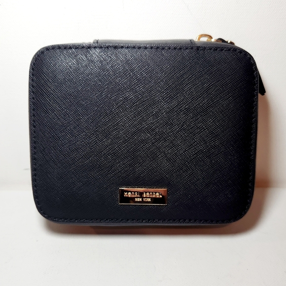 Henri bendel travel jewelry case - Picture 2 of 7